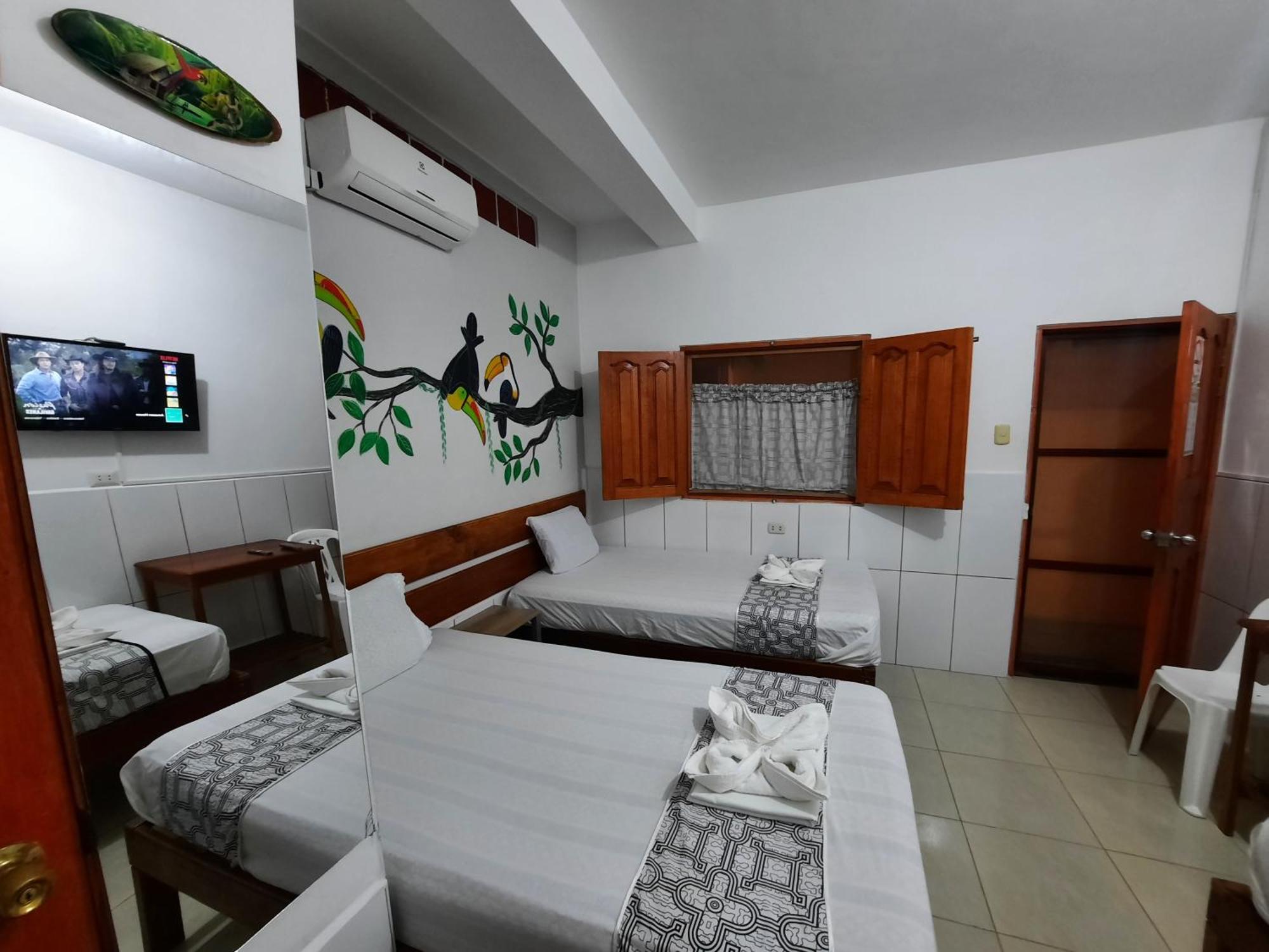 Amazon House Hostel Iquitos Exterior foto